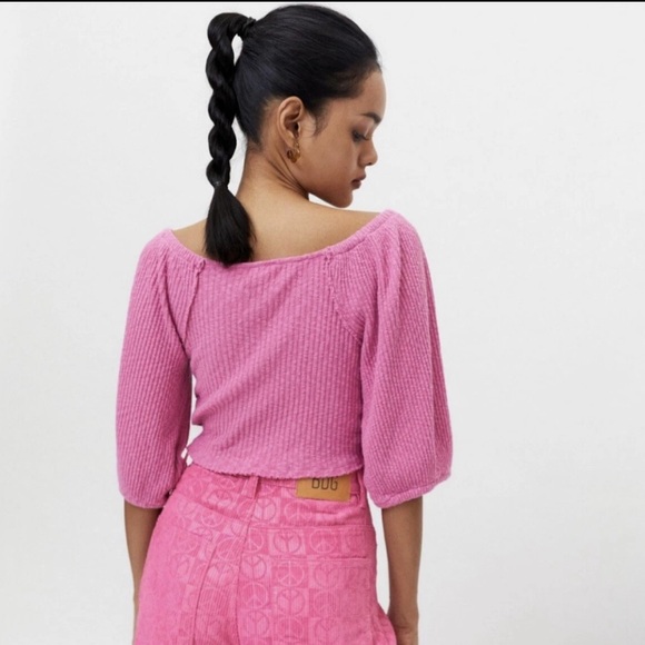 URBAN OUTFITTERS BUBBLE GUM PINK CROP TOP - Picture 4 of 6